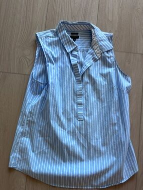 Talbots Light Blue & White Striped Sleeveless Button-Front Shirt